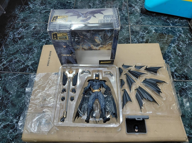 Mua bán (2ND KÈM HEAD ĐÚC) REVOLTECH AMAZING YAMAGUCHI BATMAN NO009