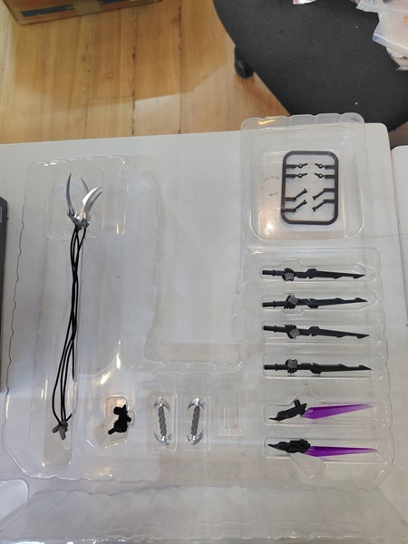 Mua bán (2ND) ROSADO PROJECT RS-02 STARFLOWER BLACK IRIS