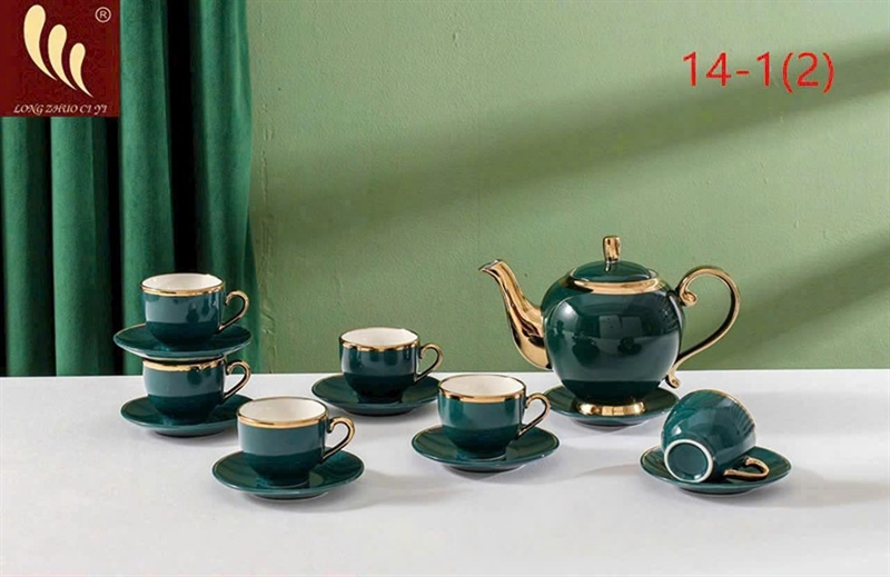 Bộ trà xanh viền vàng