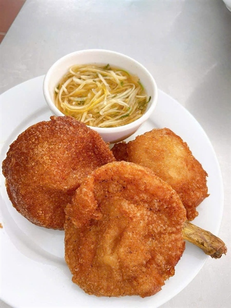 Bánh Áp Chao Thịt Heo Lạng Sơn