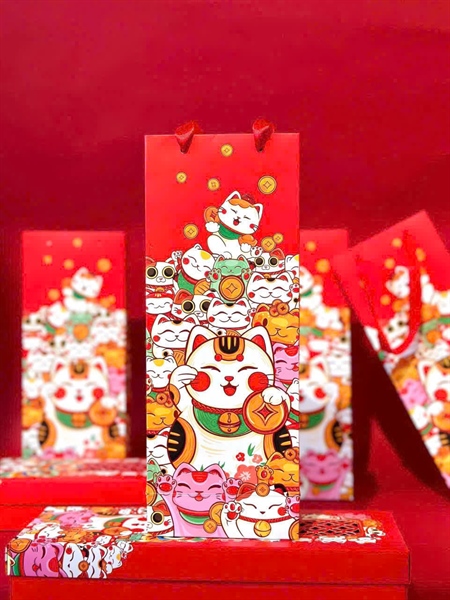 Hộp bánh dứa Mèo may mắn