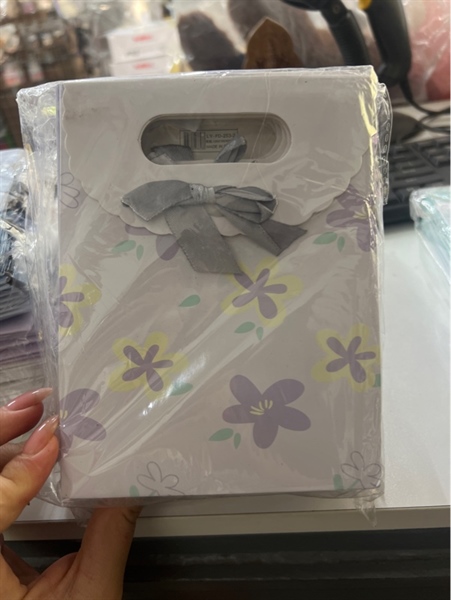 Túi quà dây nơ số 5