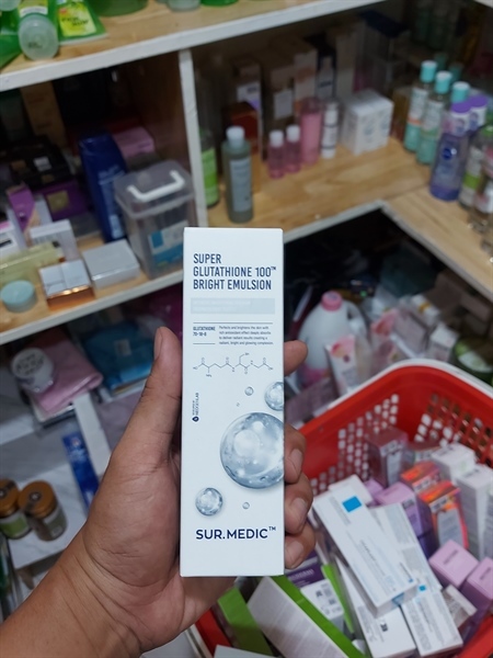 Sữa dưỡng trắng da Sur.Medic 120ml
