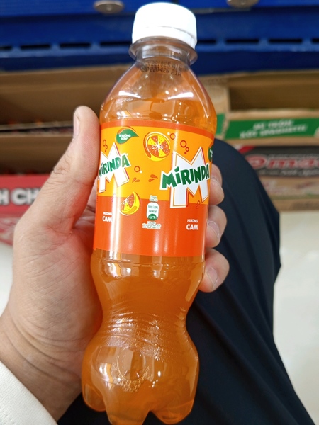 Mirinda cam 300 ml chai