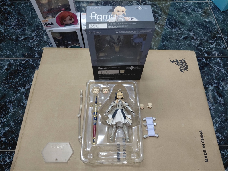(Ố VÁY SAU, KÈM BONUS) FIGMA 350 SABER ALTARIA PENDRAGON [LILY]