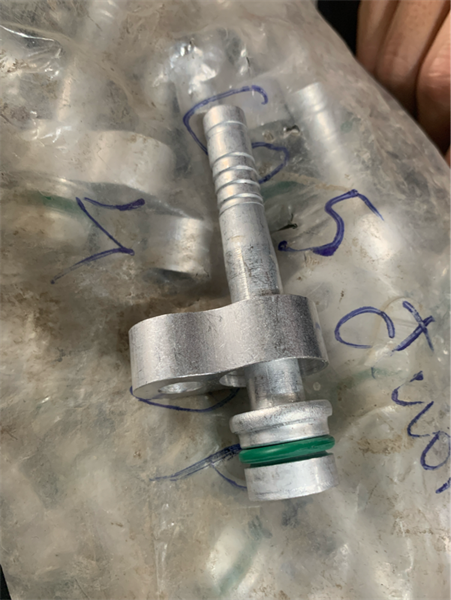 Co mặt bích Dongfeng đầu 5 đuôi 4 thẳng 134 (có gioăng)