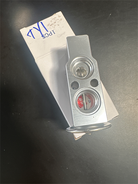 Van tiết lưu Toyota lỗ 12/ kia 1.4 tấn/ everest