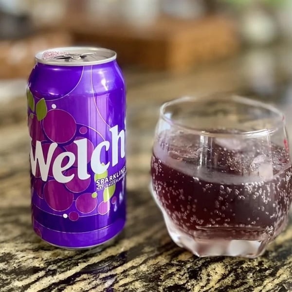 Nước ngọt Mỹ có ga Welch'S Hương nho 355ml