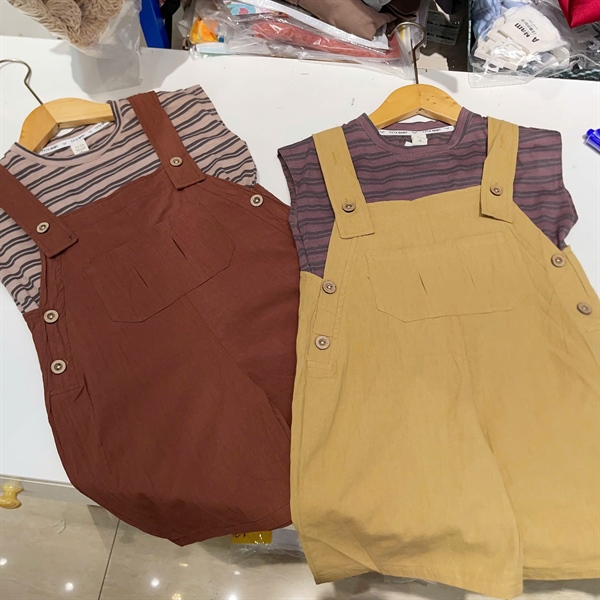 11306 set yếm 2 sọc nâu- trắng (100-140)