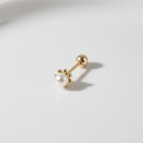 14k (58.5%) Solid Gold Pearl Cradle Piercing
