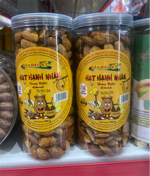 Hạt hạnh nhân tân bảo ký