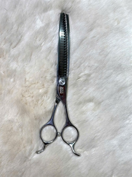 Kéo tỉa cong piano đầu tròn 7" tay phải, Hiệu Kiss Grooming, Model: KS-34570C