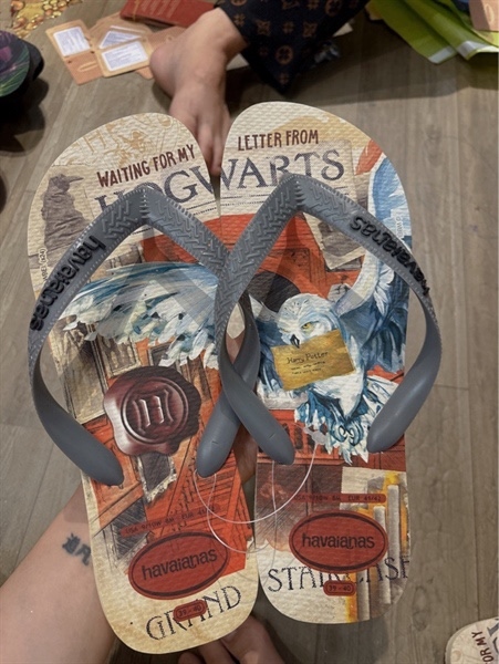 Đại bàng quai xám