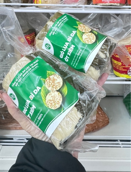 Giò lụa ớt xiêm