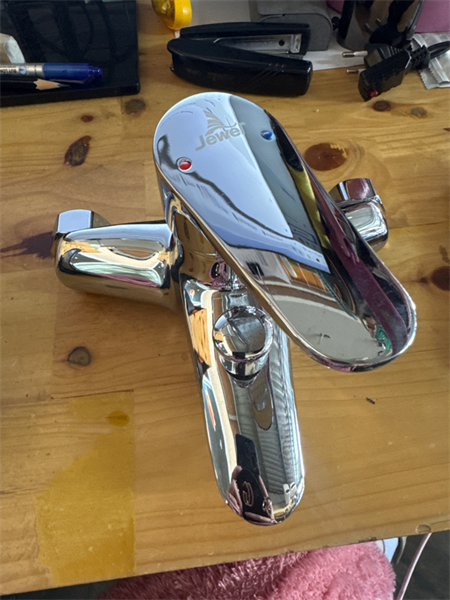 Củ sen Jewel lớn