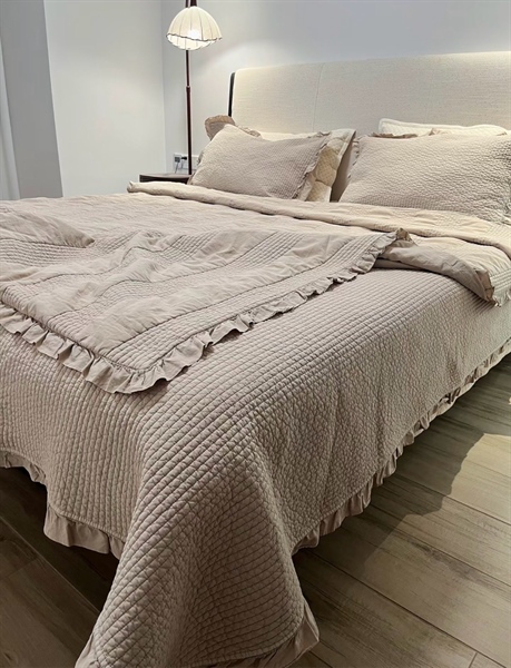 Bộ ga chần "Vân Yên" | Cotton 100% tự nhiên - Chăn 200x230 cm - Chần sọc nhỏ viền bèo - JF12.BE