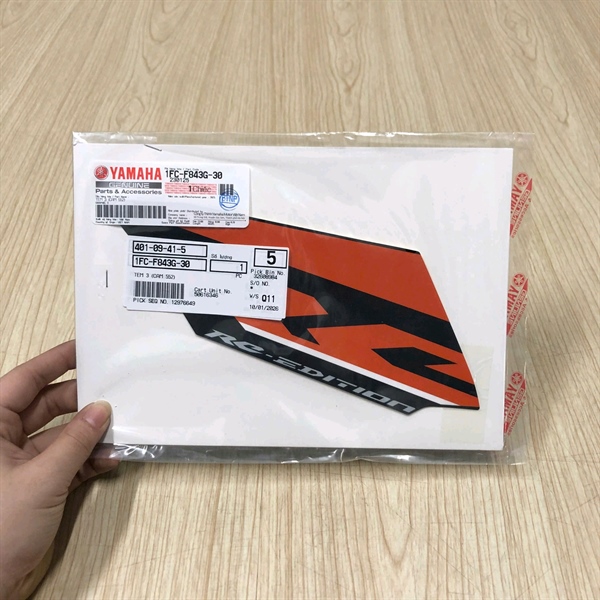 Tem nạ Si Fi 18 Cam chử RC Trái