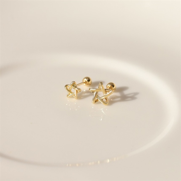 14k Eternal Star piercing