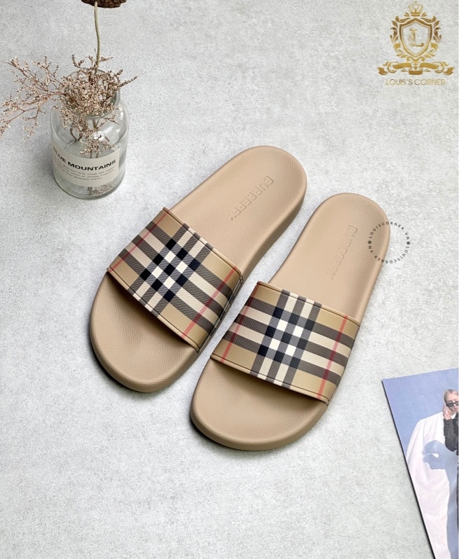 Dép Burberry archive beige ip check