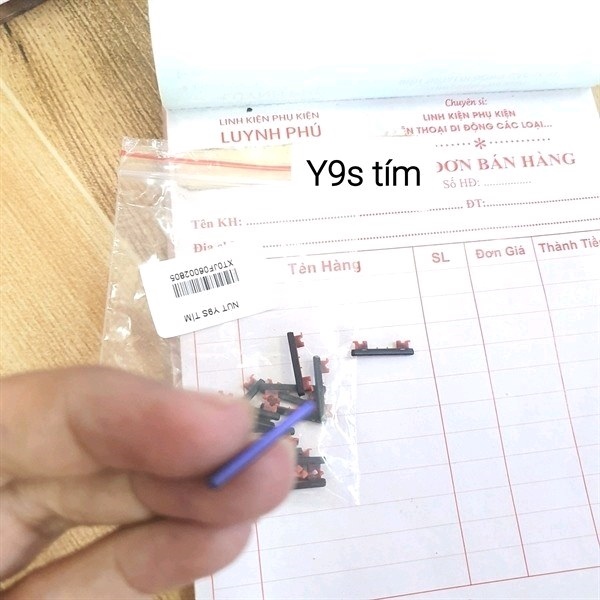 Nút nhựa âm lượng huawei Y9S