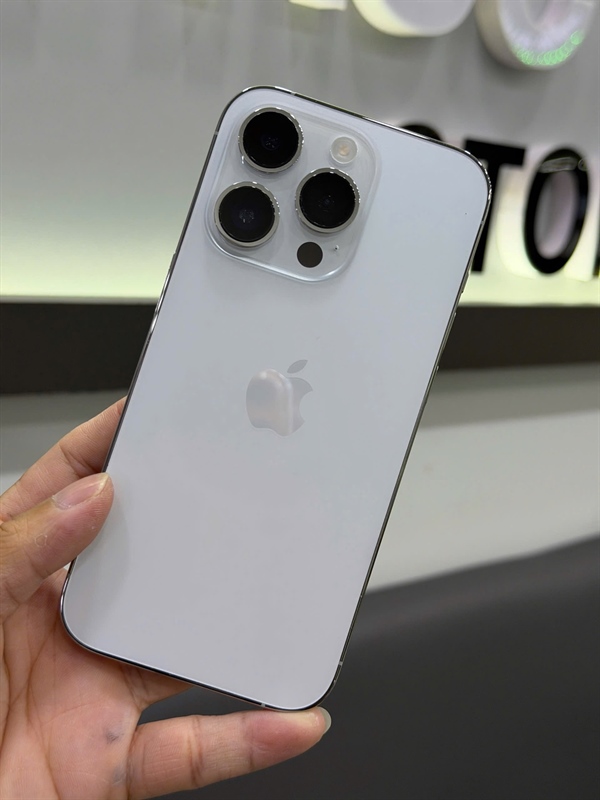14 PRO 128gb trắng lla 99% pin new