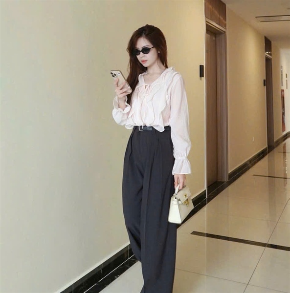 Áo sơmi bèo bo tay