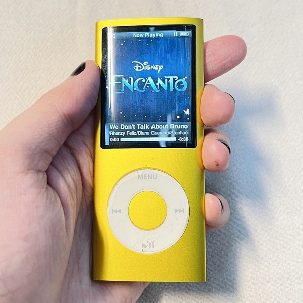 IPod Nano 4 Yellow 8gb
