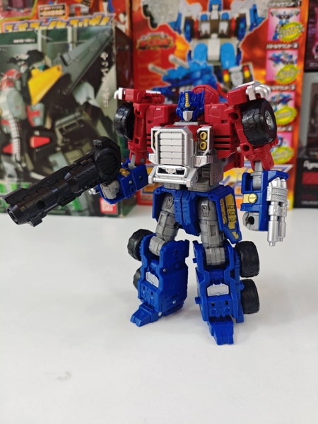 Mua bán (NOBOX) LEGACY EVOLUTION ARMADA UNIVERSE OPTIMUS PRIME