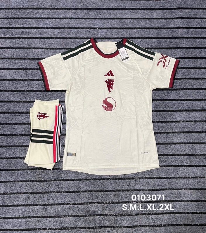 ຊຸດກິລາ MAN U