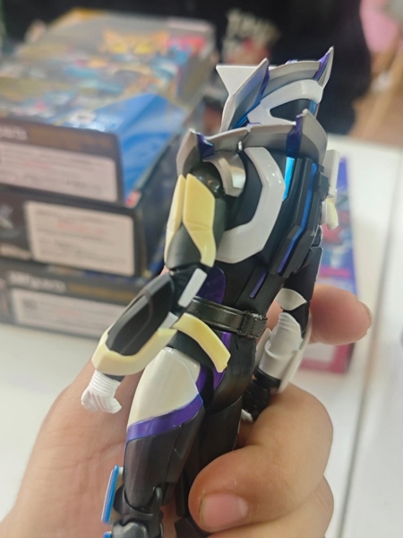 Mua bán (2ND Ố NẶNG PHẦN GIÁP) SHF KAMEN RIDER ZIIN