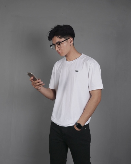 Aó thun basic nig trắng